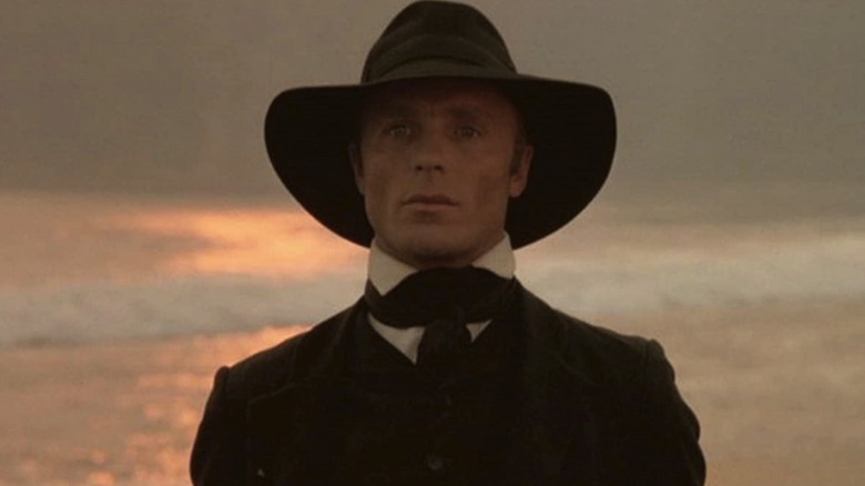 Ed Harris in Walker