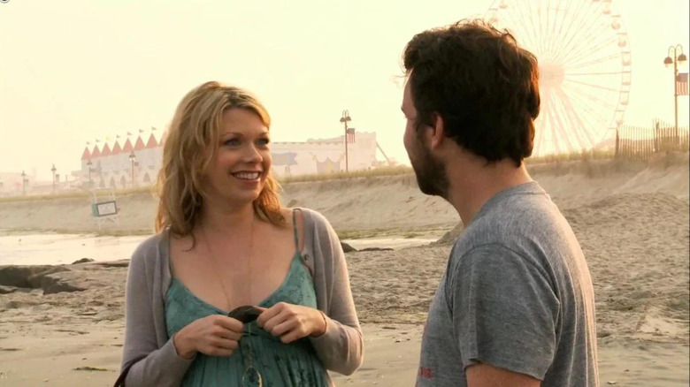 Mary Elizabeth Ellis and Charlie Day on It's Always Sunny in Philadelphia